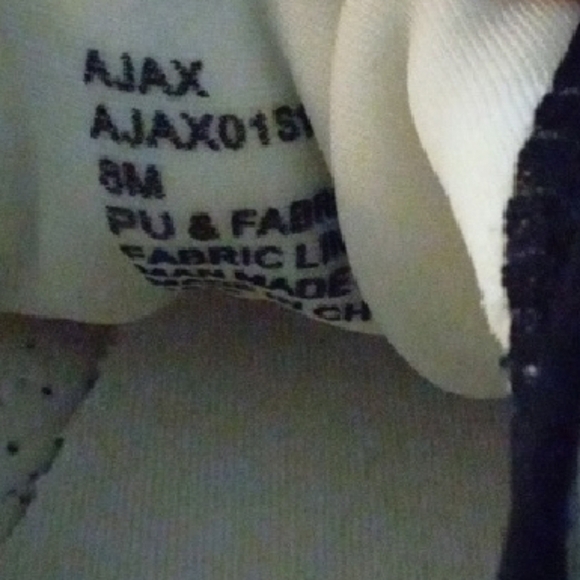 Steve Madden Kids Sneakers with Neon Accents - Picture 8 of 10